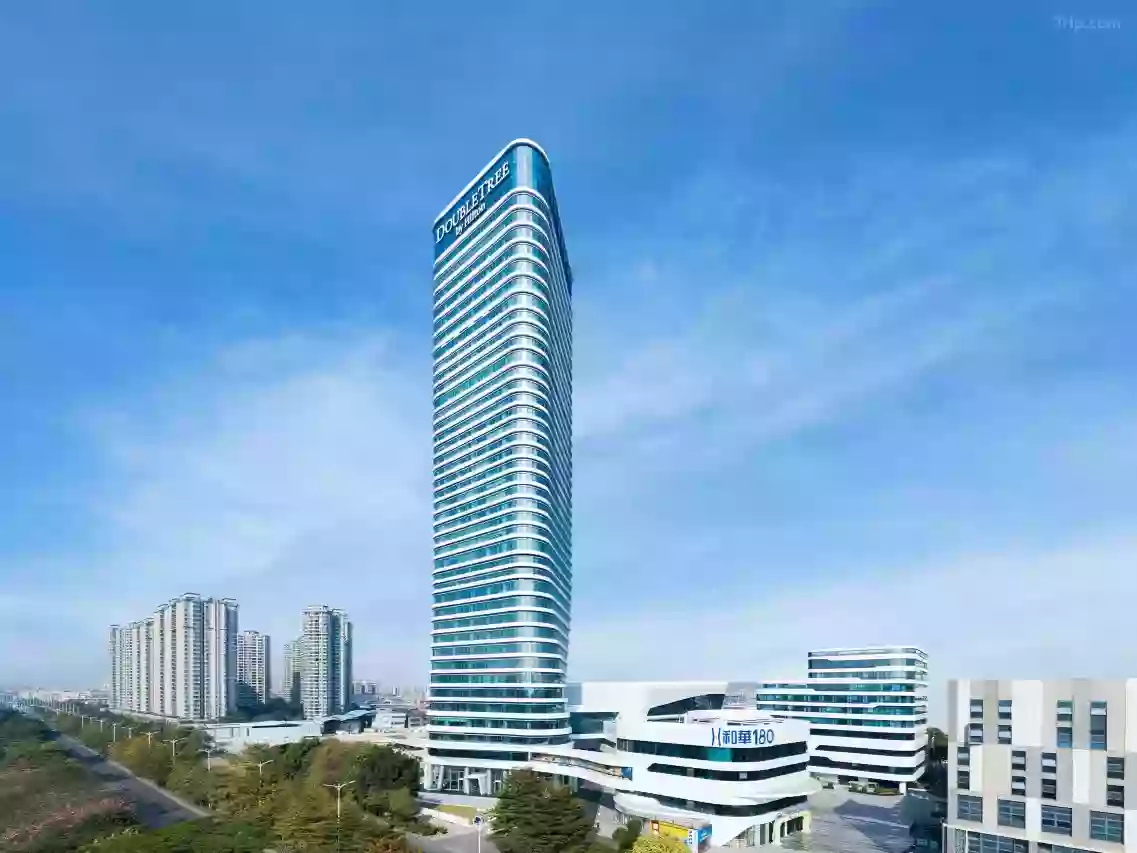 [CZQ031]國際品牌Hilton南海五星《和華希爾頓逸林酒店》酒店海鮮自助餐 船遊西江三峽&七星岩仙女湖 3天 
