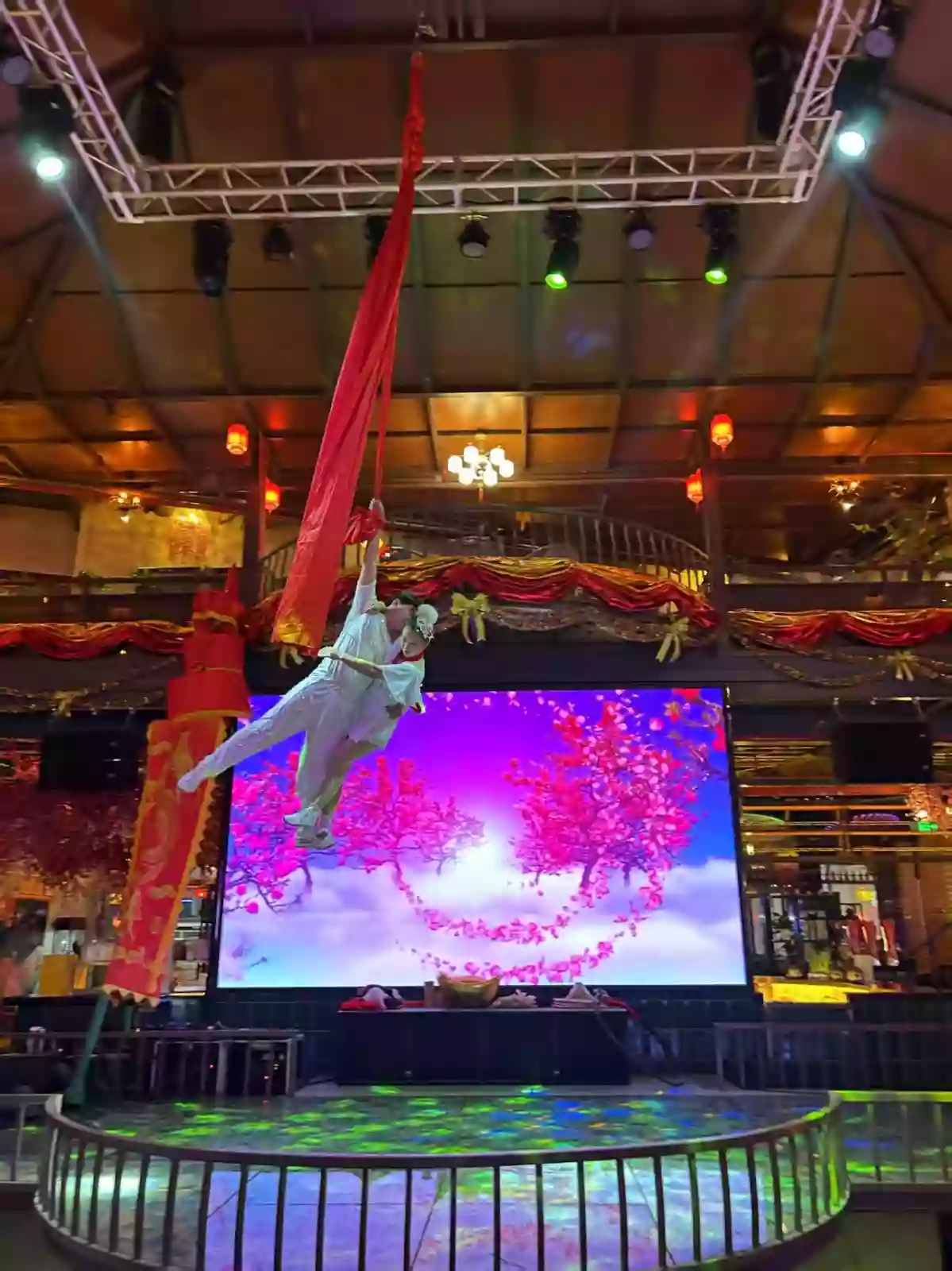 [CDG150]東莞《石碣希爾頓惠庭酒店》歎酒店自助晚餐 品【月醉花香非遣美食】（邊食邊睇表演） 美食2天 